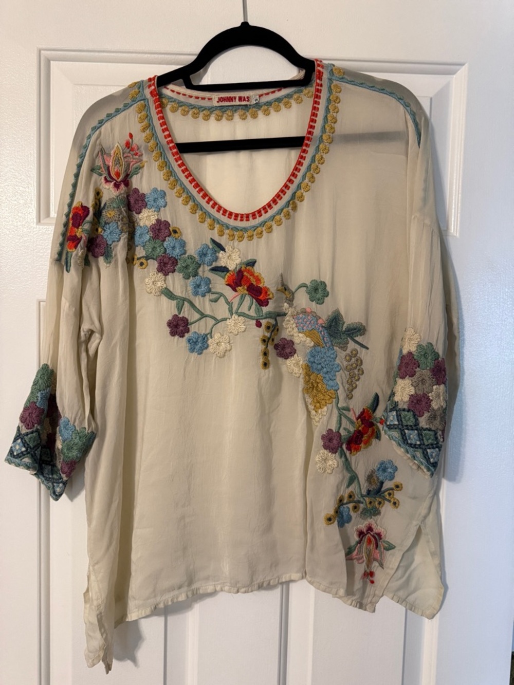Johnny Was Cream Boho Embroidered V-Neck Tunic with Multicolor Florals